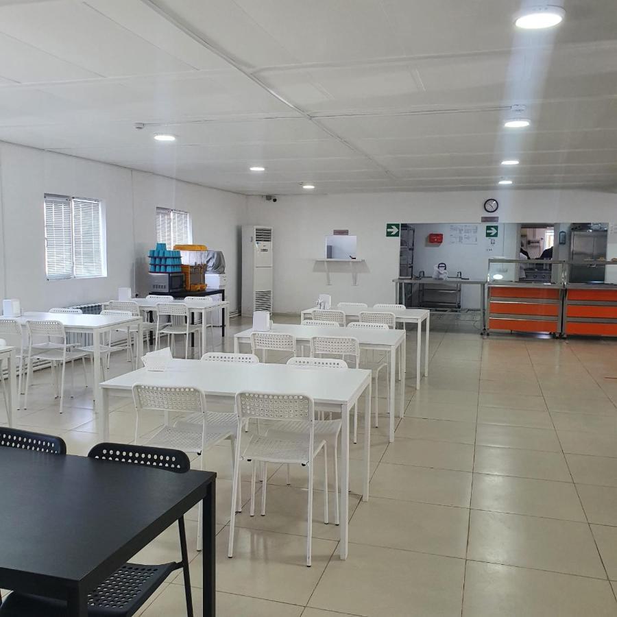 Apec Hotel Atyraū Extérieur photo
