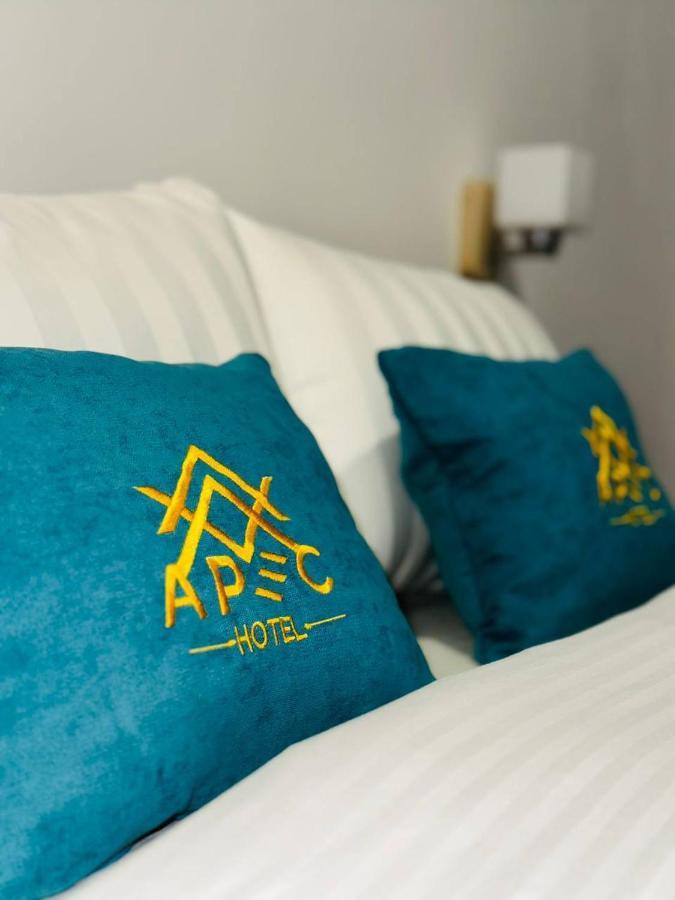 Apec Hotel Atyraū Extérieur photo