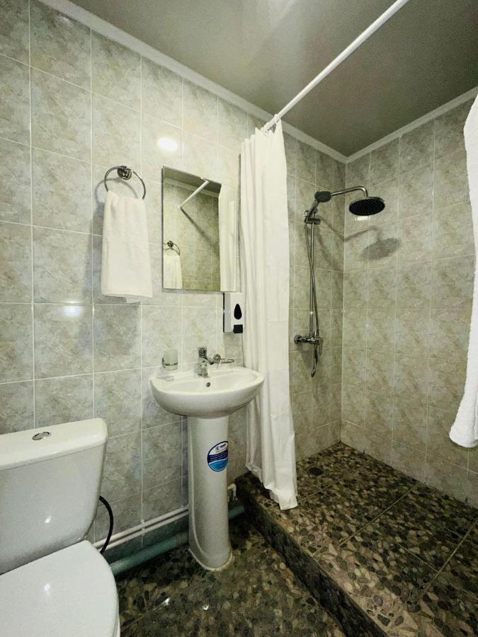 Apec Hotel Atyraū Extérieur photo